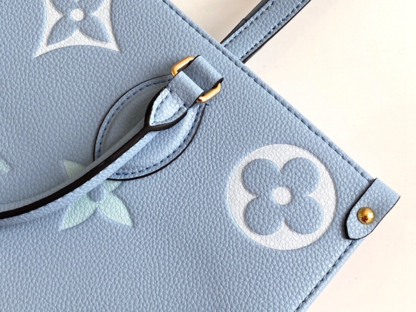 ルイヴィトンバッグ着用イメージ